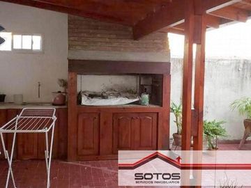 DEPARTAMENTO EN VENTA- SANTA FE 1000- FRENTE A PLAZA CABRAL
