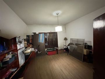 VENTA CASA 5 AMBIENTES LANUS PARA DOS FAMILIAS