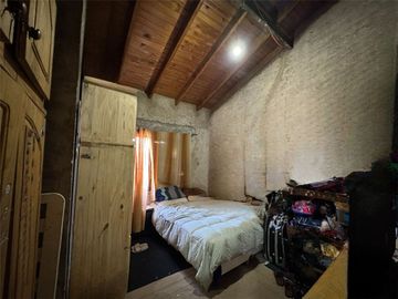VENTA CASA 5 AMBIENTES LANUS PARA DOS FAMILIAS