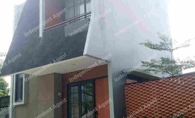 Rumah 2 Lantai Minimalis Modern Beji Depok Jabar