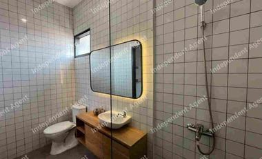 Rumah 2 Lantai Minimalis Modern Beji Depok Jabar