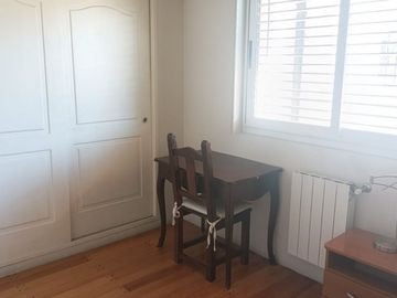 CASA VENTA LA PLATA 4 DORMITORIOS  APTO BANCO