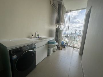 Supalai Oriental Sukhumvit39 - 3 Bedrooms + 1 Nanny room