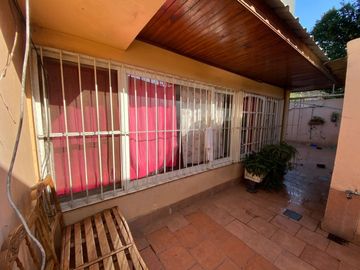 CASA 5 AMBIENTES EN VENTA LANUS OESTE