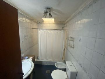 CASA 5 AMBIENTES EN VENTA LANUS OESTE