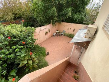 CASA 5 AMBIENTES EN VENTA LANUS OESTE