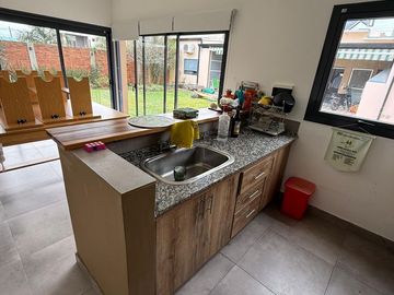 Vendo exclusiva propiedad en zona Norte de la ciudad de Paraná