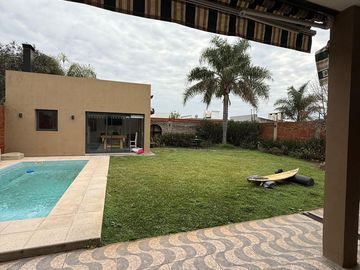 Vendo exclusiva propiedad en zona Norte de la ciudad de Paraná