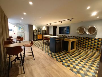 ARRIENDO Departamento 1 Dormitorio semi amoblado Ñuñoa