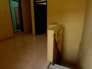 DIJUAL SEGERA Rumah 3 Lantai Siap Huni di Pondok Lontar Indah Surabaya