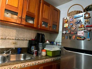 VENDO APARTAMENTO.EN.CARRASQUILLA 3HAB