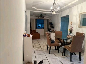VENDO APARTAMENTO.EN.CARRASQUILLA 3HAB