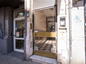 VENTA DEPARTAMENTO 3 AMBIENTES - BALCÓN - RECOLETA