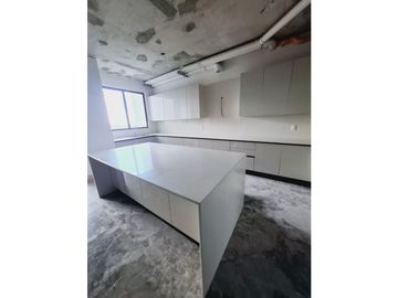 VENTA DE APARTAMENTO EN SANTA MARIA PH EMPIRE RESIDENCES 322M2  JP