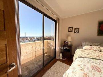 Casa en Venta en El Rosario de Peñuelas Coquimbo