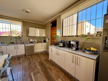 Casa en Venta en El Rosario de Peñuelas Coquimbo