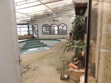 VENTA DE CASA EN CALDERON CON PISCINA