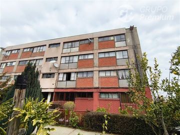 Departamento en Arriendo en EXCELENTE CONECTIVIDAD, CERCANO A METRO, LOCOMOCIÓN, COLEGIOS Y COMERCIO.