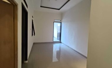 Rumah 2 lantai siap huni di bji mekarsari bekasi timur