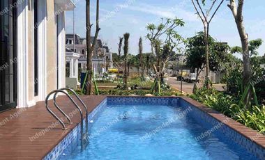 Rumah 3 Lantai Classic Modern di CitraGran Cibubur