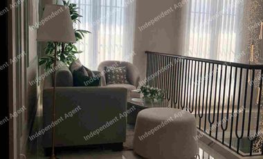 Rumah 3 Lantai Classic Modern di CitraGran Cibubur