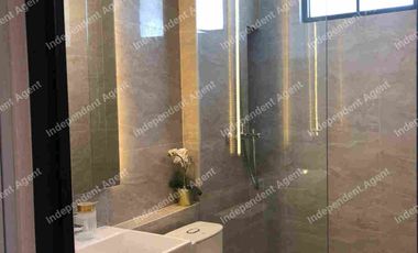 Rumah 3 Lantai Classic Modern di CitraGran Cibubur