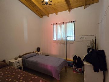 Quinta 3 ambientes con pileta en Villa Adriana