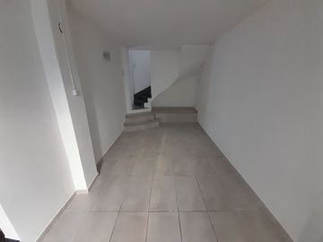 PH VENTA LA PLATA 1 DORMITORIO CON PATIO PARRILLA