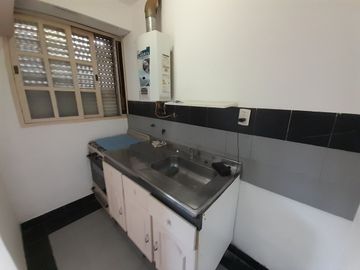 PH VENTA LA PLATA 1 DORMITORIO CON PATIO PARRILLA