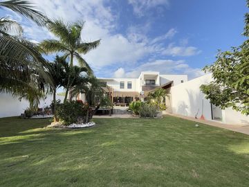 CASA EN VENTA MERIDA, KIKTEIL, PRIVADA BLUE CEDAR, MOD. ZAFIRAH, LISTA.
