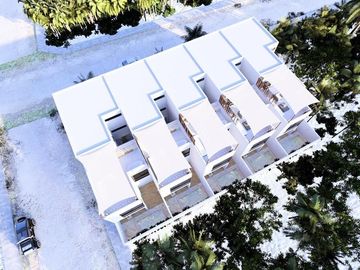 CASA EN VENTA MERIDA, CHICXULUB PUERTO, MARELLA, EN 3RA FILA, PREVENTA.
