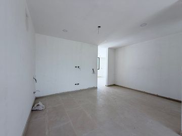 CASA EN VENTA MERIDA, CHOLUL, LUMINA, PRIVADA AIRA, EQUIPADA, AGOSTO 2026.