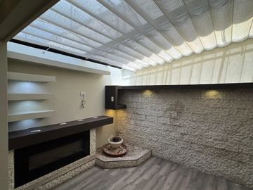 Venta casa de 4 dormitorios sector Santa Lucía