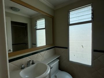 Venta casa de 4 dormitorios sector Santa Lucía