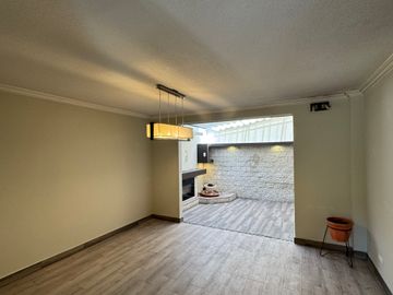 Venta casa de 4 dormitorios sector Santa Lucía