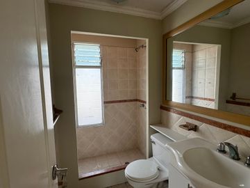 Venta casa de 4 dormitorios sector Santa Lucía