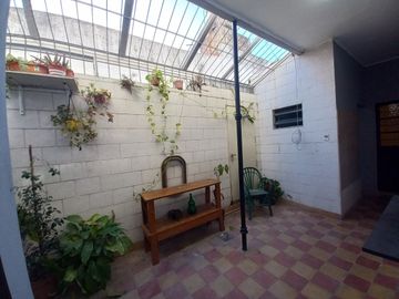 PH EN VENTA 2 DORMITORIOS - LA PLATA