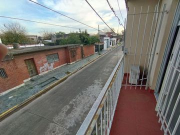 CASA APTA CRÉDITO Con COCHERA BANFIELD
