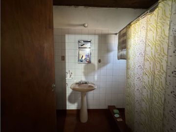 Vendo Casa con Departamento en Concepción del Uruguay, Entre Ríos