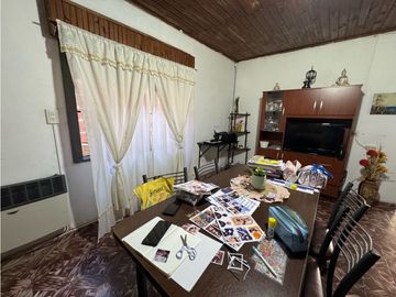 Vendo Casa con Departamento en Concepción del Uruguay, Entre Ríos