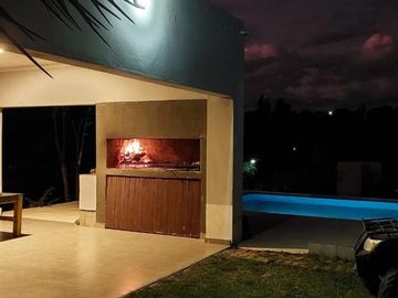 Casa en venta - 3 Dormitorios 2 Baños - Córdoba