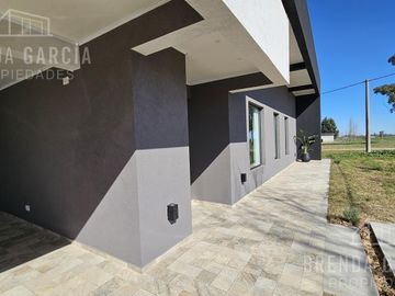 Casa en Venta En Colon Entre Ríos.