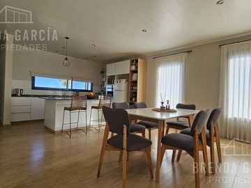 Casa en Venta En Colon Entre Ríos.