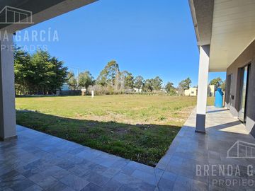 Casa en Venta En Colon Entre Ríos.