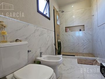 Casa en Venta En Colon Entre Ríos.