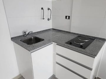 VENTA MONOAMBIENTE EN SAN CRISTOBAL IMPECABLE