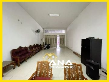 ANA RUMAH UK 6X33M LOKASI BAGUS DI JELAMBAR