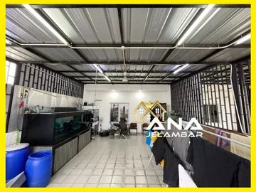 ANA RUMAH UK 6X33M LOKASI BAGUS DI JELAMBAR