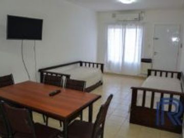 Departamento en alquiler temporario de 1 dormitorio c/ cochera en Universitario