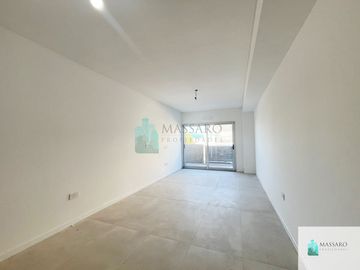 Monoambiente en venta a estrenar con balcón, Liniers.
